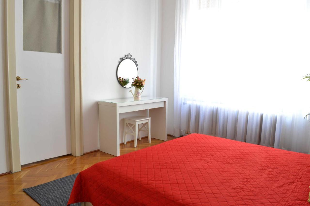 Paprika Apartment Grand Boedapest Buitenkant foto