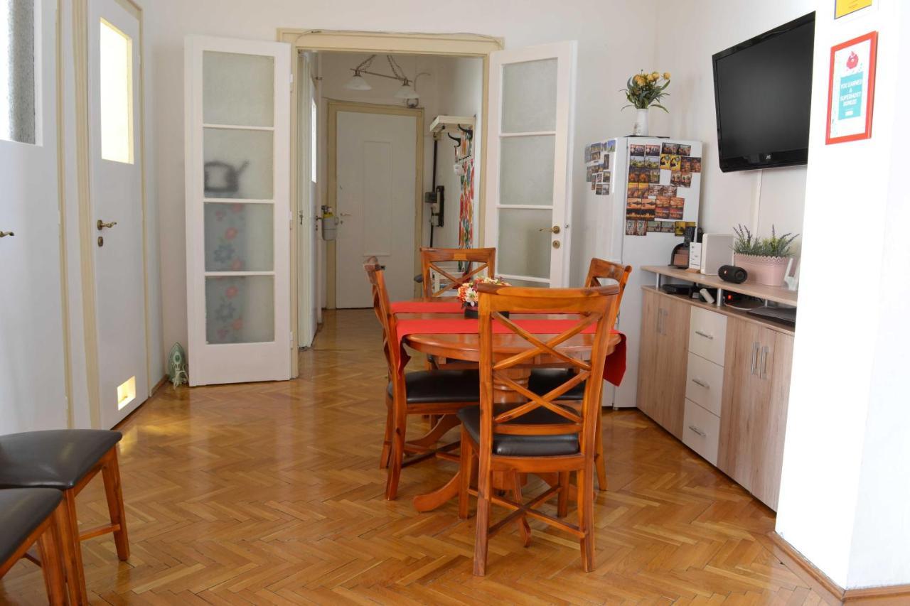 Paprika Apartment Grand Boedapest Buitenkant foto